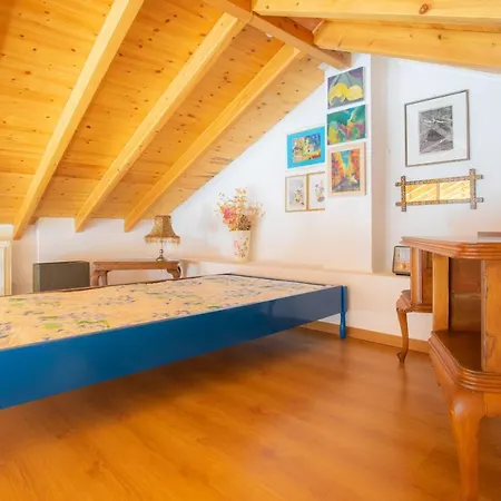 Cozy In With Stunning Hill Views Holiday home *